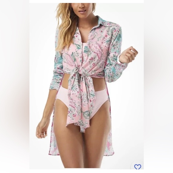 Carmen Marc Valvo Other - Carmen Marc Valvo Pink and Blue Floral Swim Coverup new